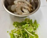 白菜の茎とえびとセロリのスープ♪作り方2写真