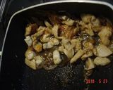 カニカマとアスパラとチキンの美味ピザ作り方2写真