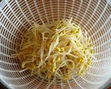 酸っぱ辛いもやしときゅうり作り方1写真