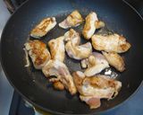 肉じゃがの翌日は♪残った煮汁で鶏の旨辛煮作り方3写真