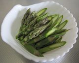 いかとアスパラのクリーム胡麻和え作り方1写真