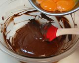 チョコレートと卵だけ☆ガトーショコラ作り方3写真