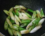 葱たっぷり台湾定番料理★葱と牛肉の炒め物作り方4写真