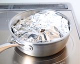 鶏肉の旨みが美味しい【大根と鶏の煮物】作り方4写真