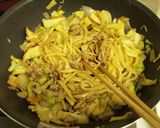 めんつゆ&ソースで♪焼きうどん作り方2写真