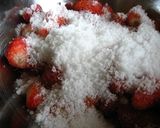 使い道いろいろ☆苺ピューレ作り方1写真