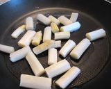 独逸◆白アスパラと鶏肉のバターソテー◆作り方5写真