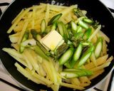 アスパラとじゃがいものバターしょうゆ炒め作り方5写真
