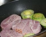 ハムステーキとアボカドのとろりチーズがけ作り方5写真