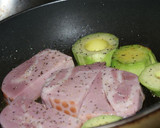 ハムステーキとアボカドのとろりチーズがけ作り方5写真