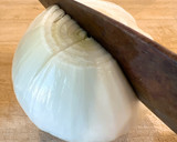 炊飯器で簡単　新玉ねぎ丸ごとスープ作り方1写真