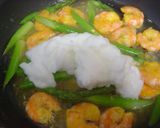 エビとアスパラふわふわ炒め作り方6写真