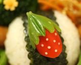 簡単キュートな苺おにぎり♪～キャラ弁～作り方6写真