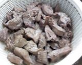 茹で漬けで臭みなし!鶏レバーのサラダ作り方9写真