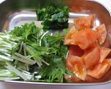 水菜とクリームチーズのサラダ作り方1写真