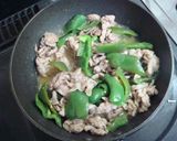 ☆豚肉とピーマンで、みそニンニク炒め☆作り方5写真