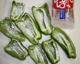 煮込みハンバーグwithピーマンの肉詰め作り方3写真