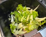 釜茹でヤリイカとセロリの牡蠣醤油炒め作り方3写真