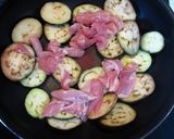 ナスと鶏肉のカマンベールチーズ焼き作り方3写真