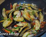 食べるラー油で簡単！麻婆茄子作り方2写真