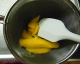 マンゴー缶で☆マンゴーレアチーズケーキ作り方4写真