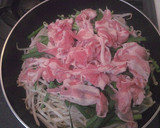 我が家の定番おかず　豚にらもやし作り方1写真