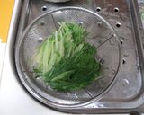 えびと水菜のサラダ作り方1写真