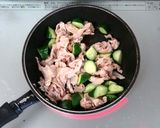 白飯必須☆豚こま&キュウリの旨辛麻婆炒め作り方5写真