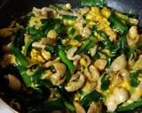 鶏皮ニラ玉炒め作り方5写真