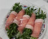 豚肉ロースの豆苗チーズ巻作り方3写真