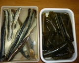 ＜おせちⅤ＞だしをとった昆布で昆布巻き作り方1写真