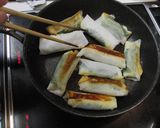 チーズのとえのきの焼き春巻作り方6写真