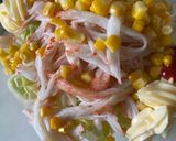 レタスとカニカマとコーンのサラダ(お弁当作り方5写真
