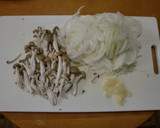 鮭☆たまねぎ☆しめじ☆のホイル蒸し作り方1写真