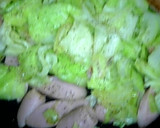 魚肉ソーセージと野菜のラー油炒め☆作り方3写真