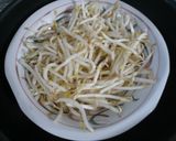 超☆簡単☆　もやしとニラのナムルさん作り方1写真