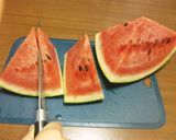 端まで甘～く食べやすい！スイカの切り方☆作り方4写真