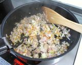 炊飯器でガーリックチキンピラフ作り方4写真