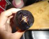 焼きナスの皮はおしりからむく～♪作り方1写真