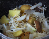❀仙台麩ときのこと白滝のすき焼き風❀作り方2写真