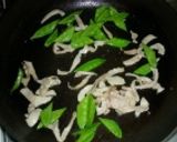 とり皮と絹さやの照り焼き作り方3写真