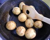揚げずに手抜き♪小芋（新じゃが）の甘辛煮作り方3写真