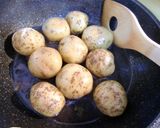 揚げずに手抜き♪小芋（新じゃが）の甘辛煮作り方4写真