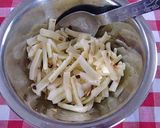 食べるラー油で❤チーズトースト作り方1写真