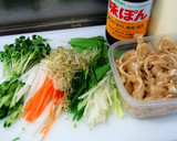 たっぷり野菜とミミガーのマヨラーぽん♪作り方1写真
