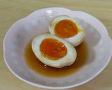 ラップで超簡単♪めんつゆ煮卵作り方4写真