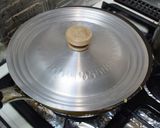 トマトの酸味が嬉しい洋風親子丼作り方9写真