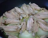 鶏肉と新玉葱の煮込み作り方4写真