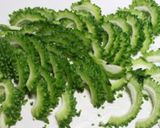 スリランカ料理◆ゴーヤと玉ねぎの和え物作り方1写真