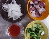 タコとキュウリのキムチ和え作り方1写真
